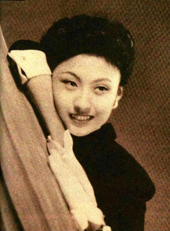 太突然著名女演员今晨逝世