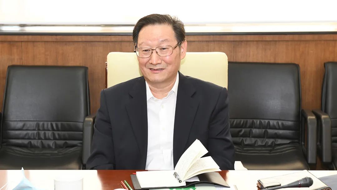 吉林省政协主席江泽林到中国农大调研