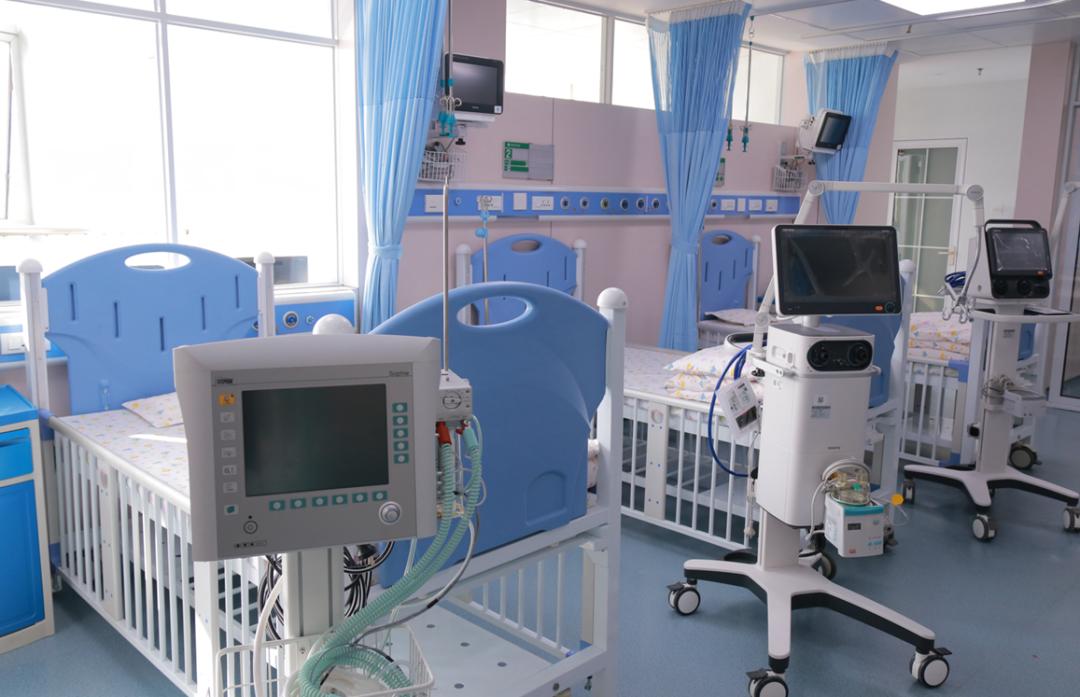 来宾市首个独立全护理儿科重症监护室成立