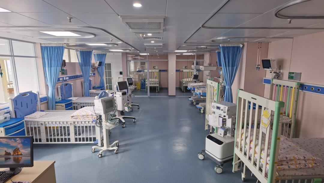 来宾市首个独立全护理儿科重症监护室成立