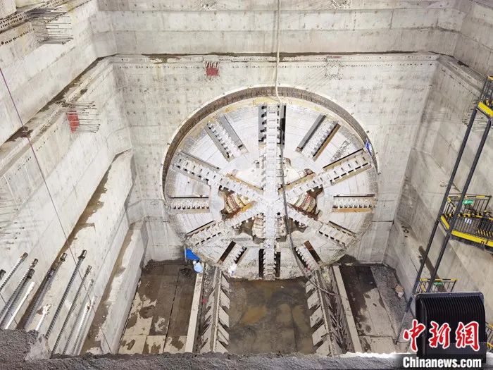 印尼雅万高铁重要控制性工程1号隧道贯通