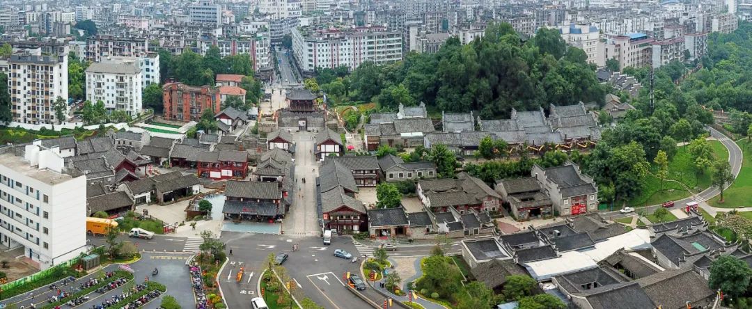 觀摩遊覽,主要觀摩方特東方欲曉樂園,通天巖風景名勝區,福壽溝博物館