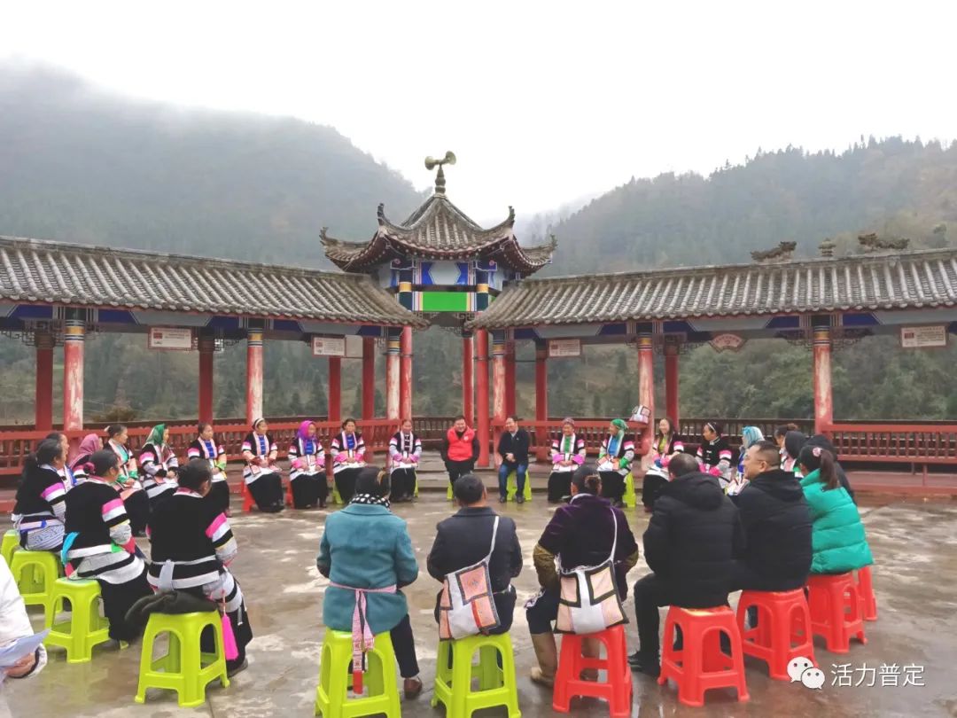 猴场乡苗语宣讲好政策党的声音进万家