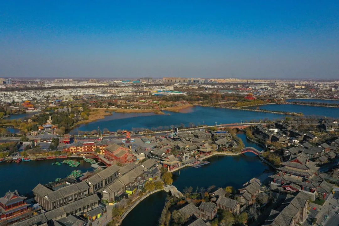 嗨我是开封这是我最近的新模样美吗