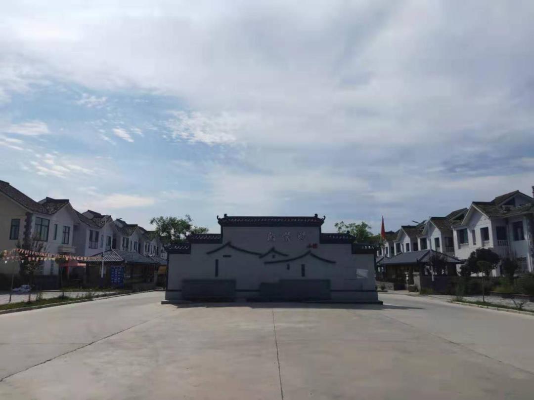 其中,西安高新区集贤镇殿镇村全省共13个镇,35个村入选.