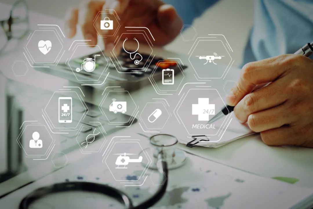 当地利用大数据,云计算等技术搭建全民健康信息平台,涵盖区域医疗卫生