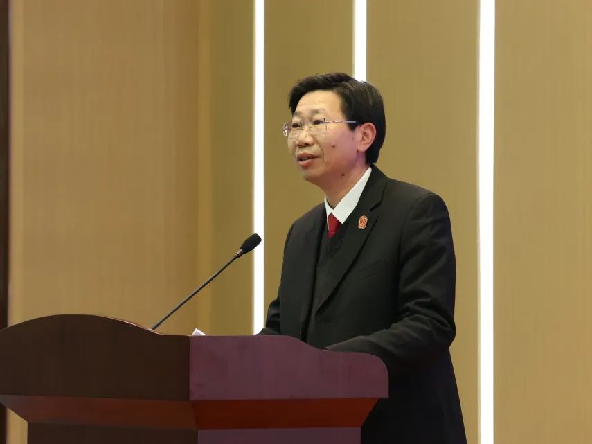 周红兵舟山中院党组成员,副院长陈明衢州中院党组成员,副院长朱红彦