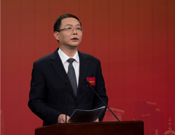 青岛市行政审批局局长 路玉军