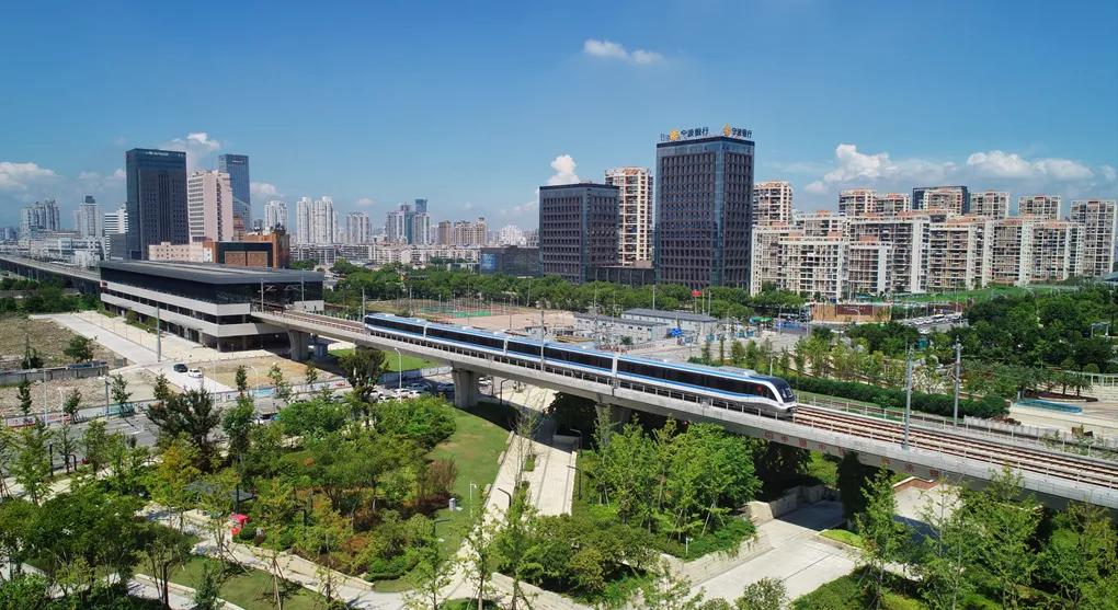 描画了未来温州建成市域铁路s2线一期,加快城市轨道交通m1线,m2线一期