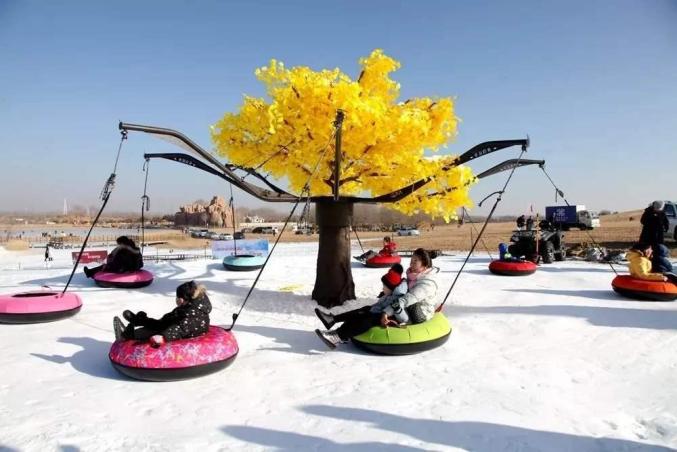 欢乐无限百米雪滑道"一起游戏就是最好的陪伴·亲子游乐2徜徉冰雪世界