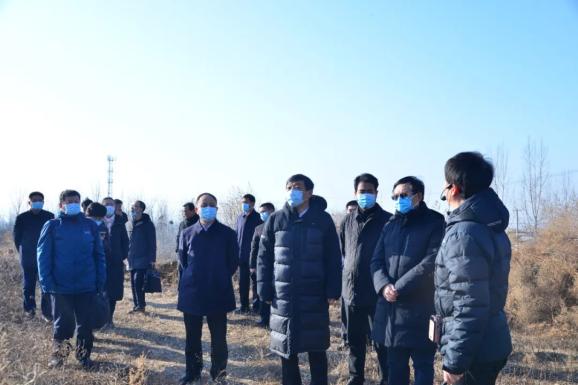 副省长时清霜,副市长高玉柱,县委书记宋存汉等陪同调研.