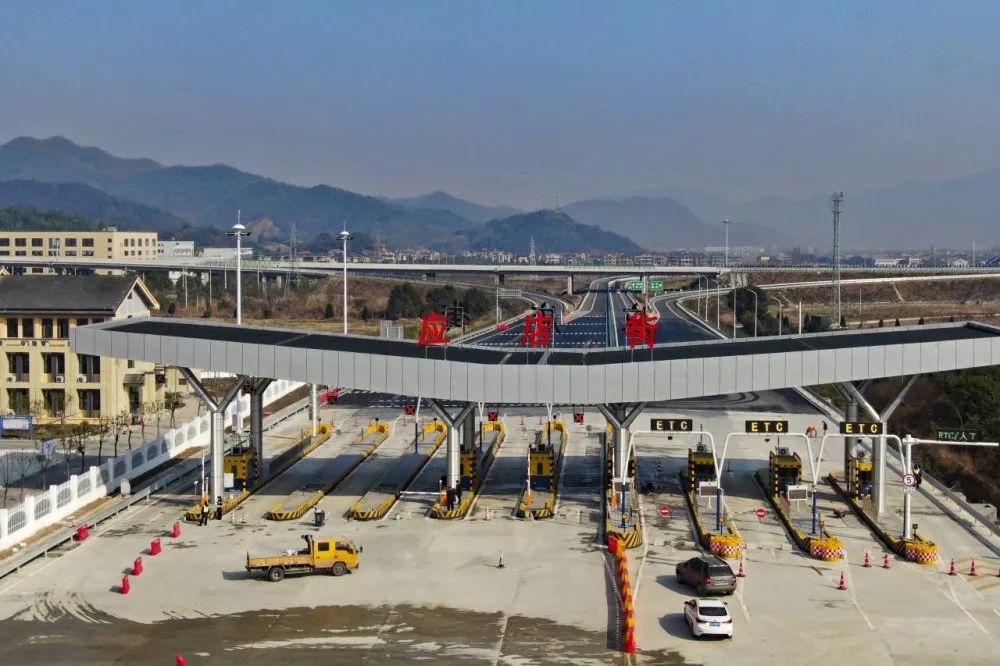 今天通车杭二绕德清至诸暨段双向六车道