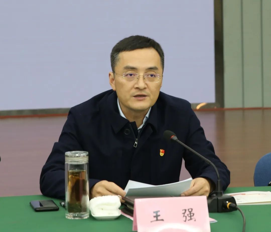 南昌市在职党员进社区六进双报到现场观摩活动在青山湖区召开