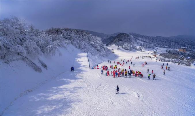 花溪高坡滑雪场图片