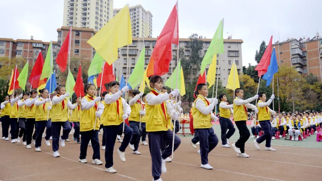 运动季丨全员欢乐上场云铜小学体育节悦动百分百
