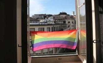 瑞士通过同性婚姻立法，“西方效率”为何拖上十五年
