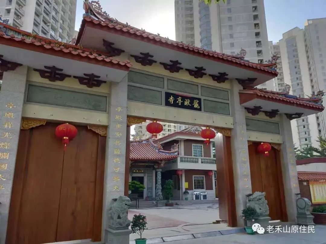 古韵湖里风雨龙湫亭