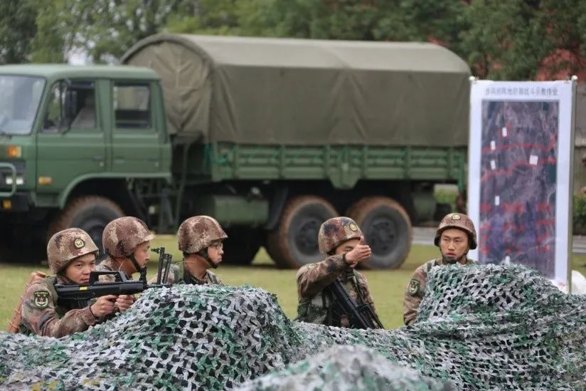 以战领训预备役官兵来比武