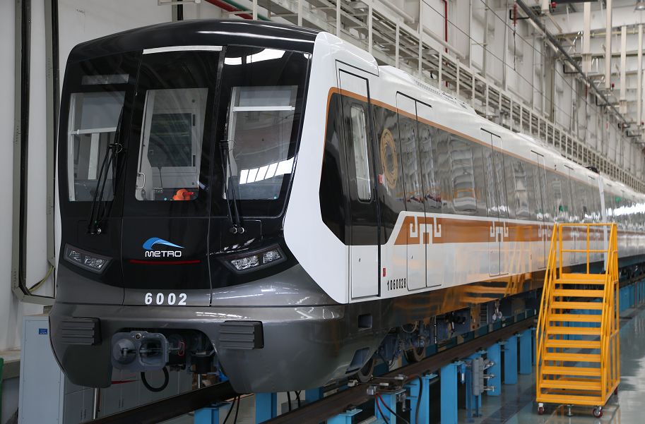 地铁外观6号你,会pick谁呢?