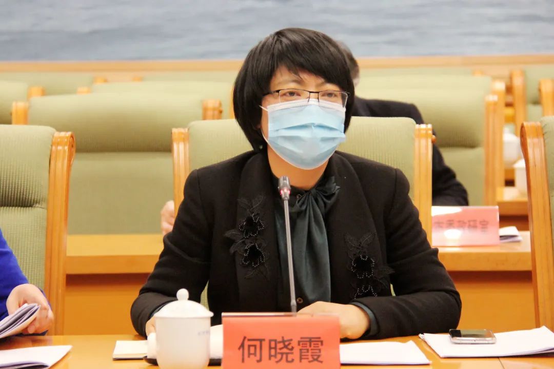 何晓霞 九三学社市委会主委,市民政局局长建议以"建设省域开放型高