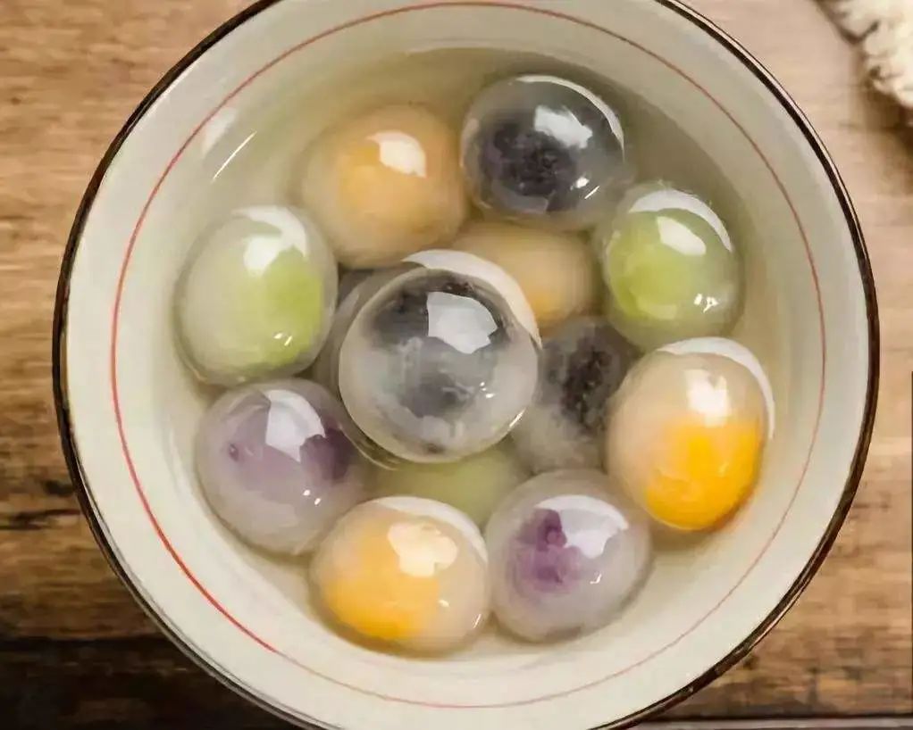冬至到吃汤圆原来上海人喜欢吃这些馅的汤圆