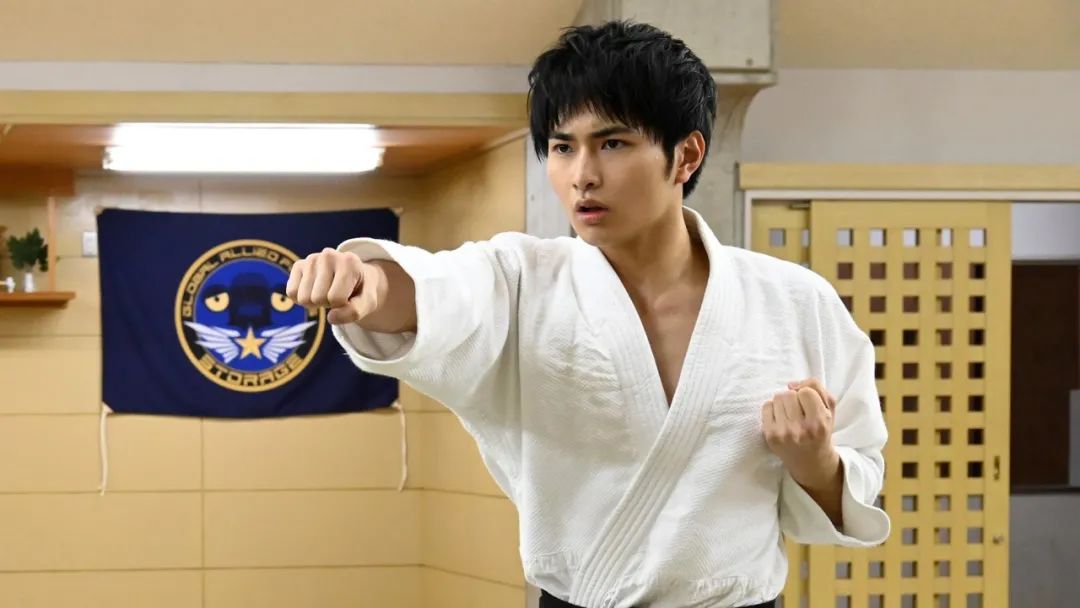 如果怪兽是强制被人类改造的受害者呢?