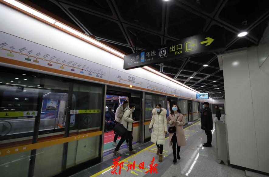 郑州地铁r3号线图片