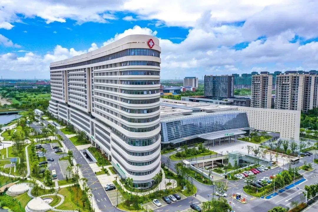 媒体聚焦宁波晚报仁济医院宁波发展2周年纪实