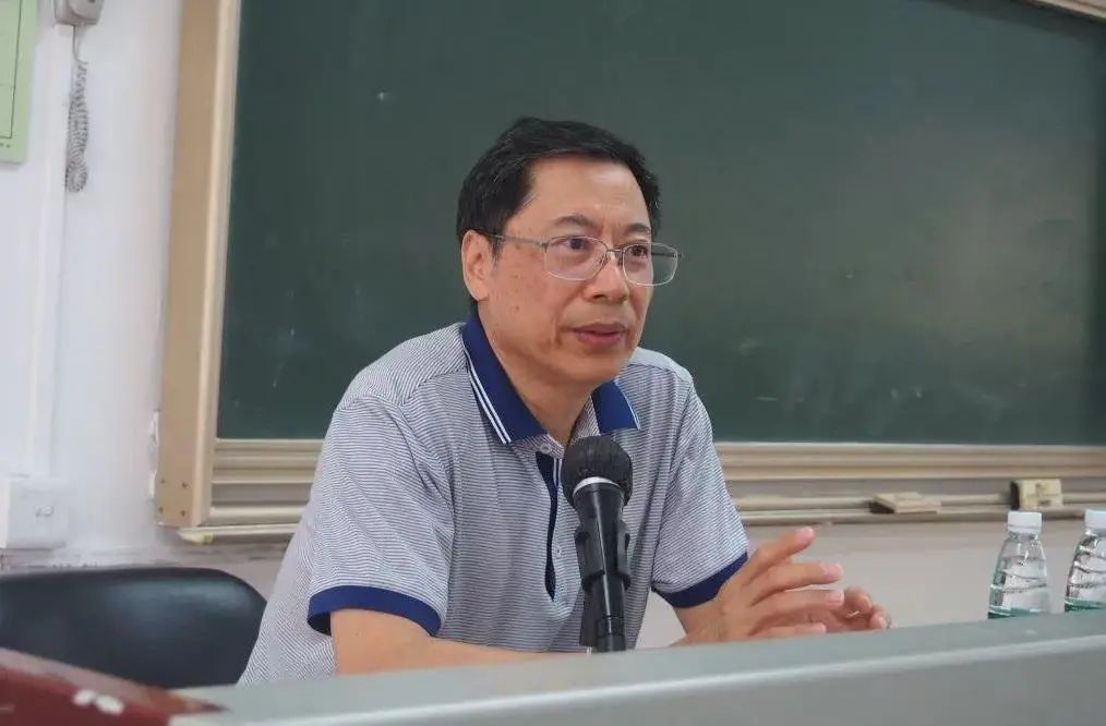 吴承学冰壶秋月书生本色依然如故