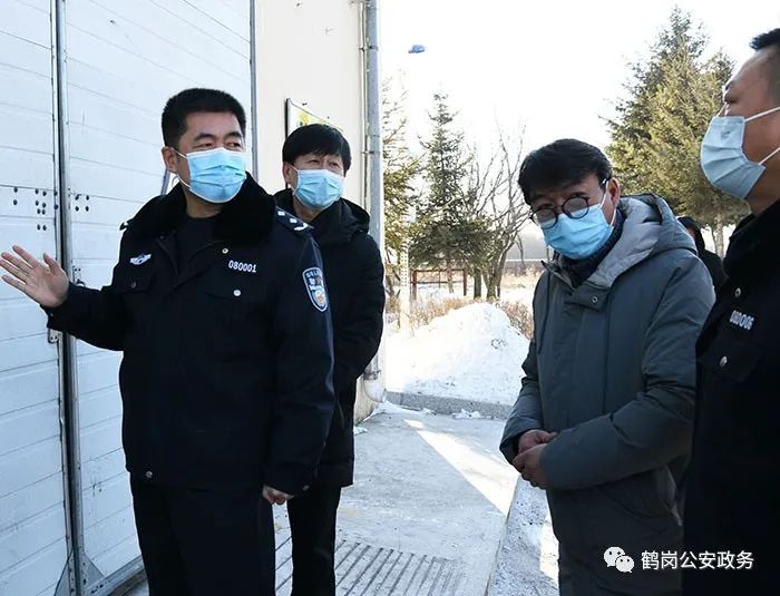 徐连斌同志元旦前夕深入重点企业检查指导安全生产工作