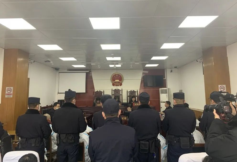 扫黑除恶熊某等10人恶势力犯罪案件今天宣判