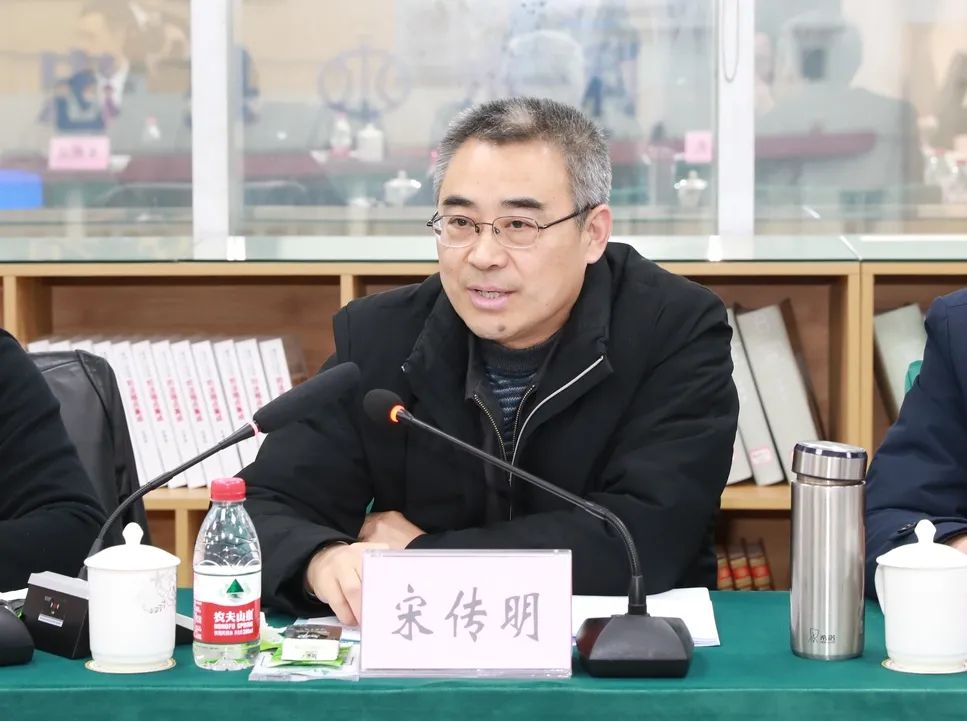 宋传明云阳县人大常委会副主任全市三级法院自觉接受人大监督意识强