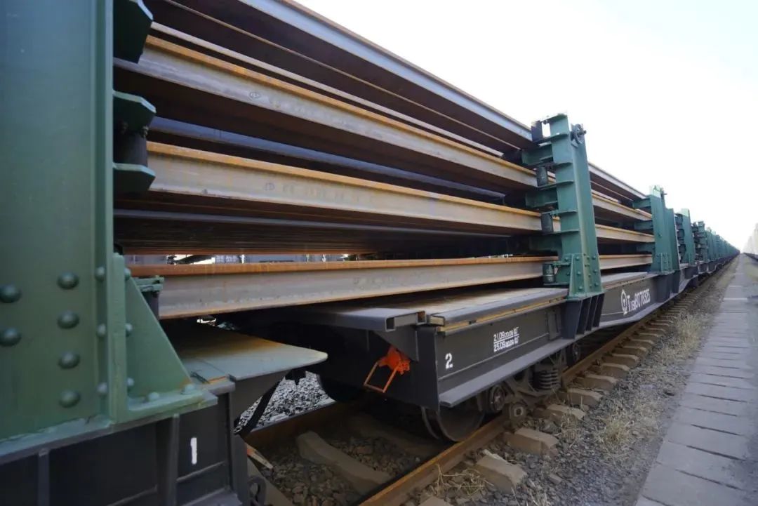 京雄城际铁路的钢轨从哪里来