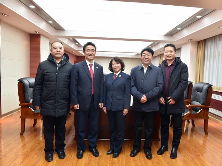 陈天雄到天水征求人大代表对法院工作的意见建议