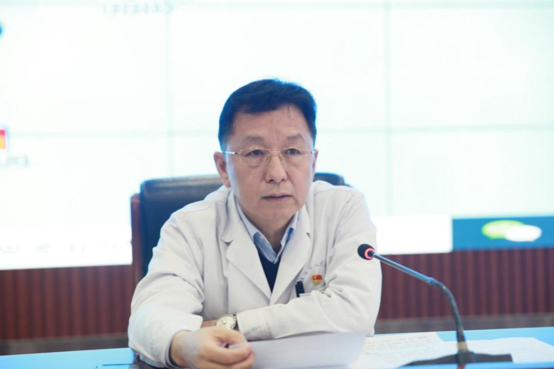 29日,医保专题培训交流会在大报告厅举行,院领导苏学峰,黄新升,许红星