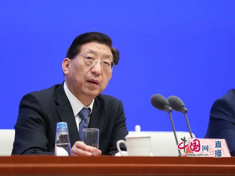 曾益新同科学技术部副部长徐南平,国家药品监督管理局副局长陈时飞