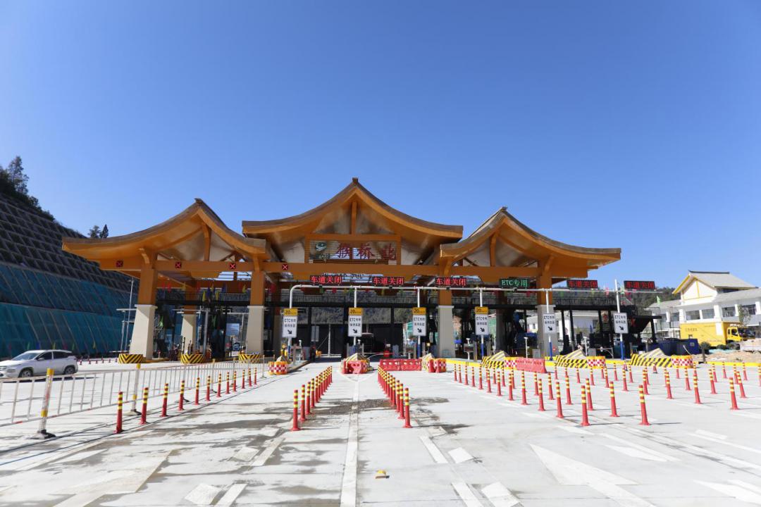 腾猴高速公路通车啦昆明至腾冲猴桥口岸实现全程高速