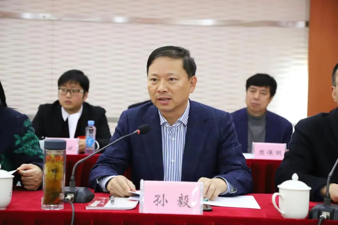 青云谱区"十四五"时期的发展愿景,并对新一届侨联领导班子提出了新