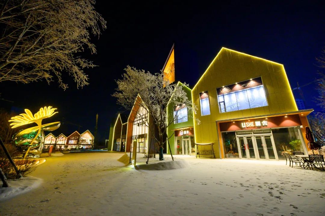 乐园地址东郡-范家屯镇硅谷副街与阜育西街交会西郡-范家屯镇硅谷副街