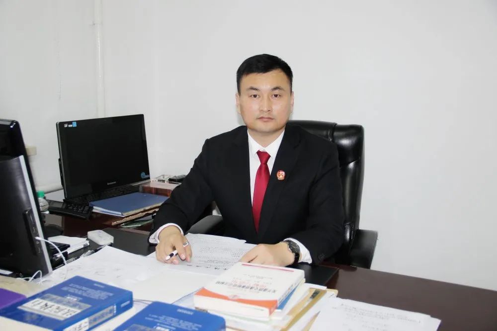 五大连池市人民法院党组书记院长郭辉新年贺词