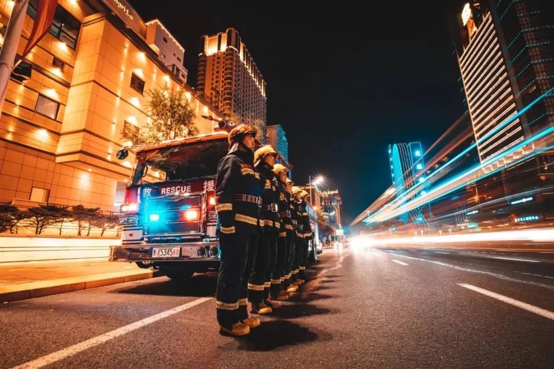 消防故事 | 东极之地,"火焰蓝"的守护之路!