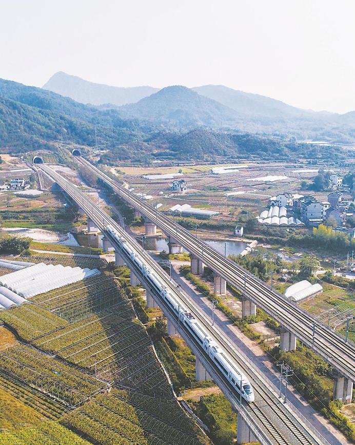 郑徐,杭黄,商合杭,郑阜,合安,淮北—萧县北高铁联络线,庐铜铁路等一批