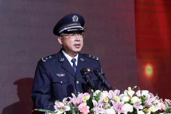 泰安市公安局隆重举行泰山勇士荣誉称号授称十周年纪念仪式