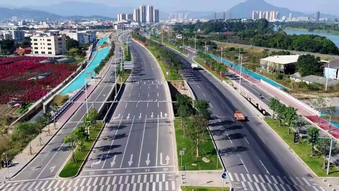 漳州南江滨路项目市政绿化