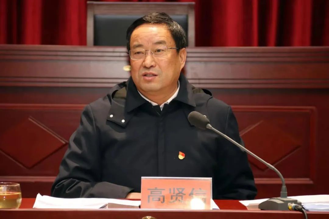 卧龙区委书记高贤信出席省选调生分配安置会并讲话