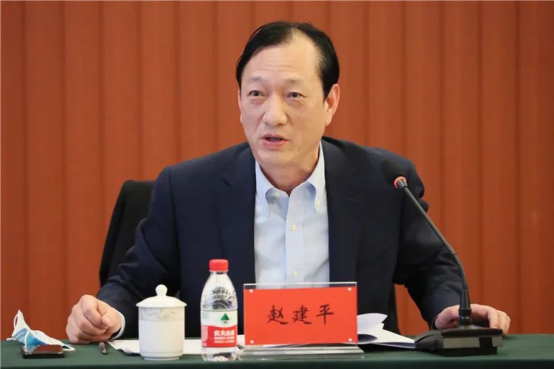 赵建平 无党派人士代表,市党外知识分子联谊会副会长,浙江东方港律师