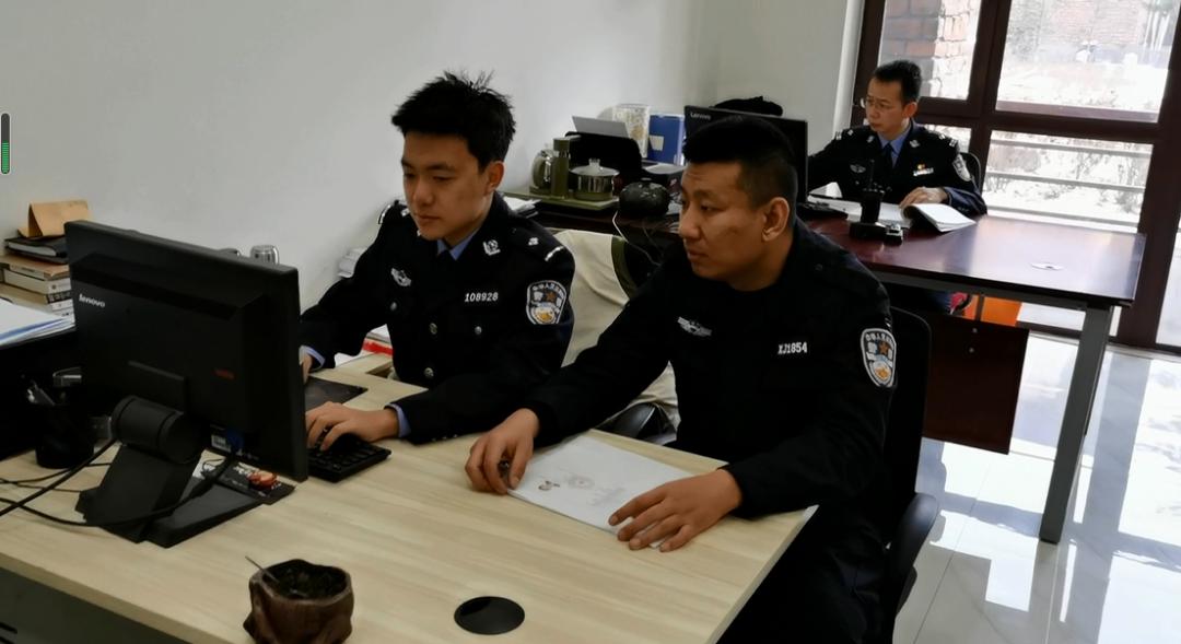 庆祝中国人民警察节长春市优秀公安基层单位新区分局刑警大队莲花山
