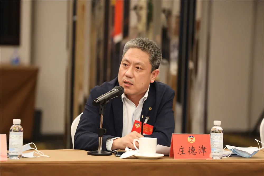 聚焦两会凝心聚力同心协力助推山海品质新城建设