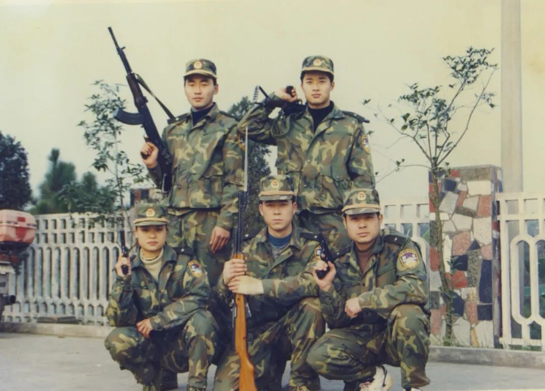 成都公安誓师大会2019年,成都公安誓师大会上世纪90年代,成都公安誓师