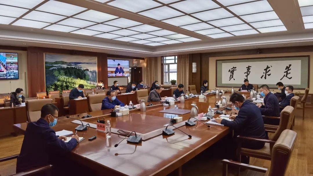 行署召开常务会议张宝伟主持研究讨论了大兴安岭地区国民经济和社会